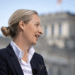 Alice Weidel Ohr Prothese